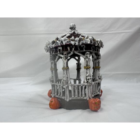 Lemax Spooky Town Skeleton Gazebo 53240 w/Box Halloween - Picture 7 of 8